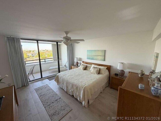Building Photo - 3555 S Ocean Blvd
