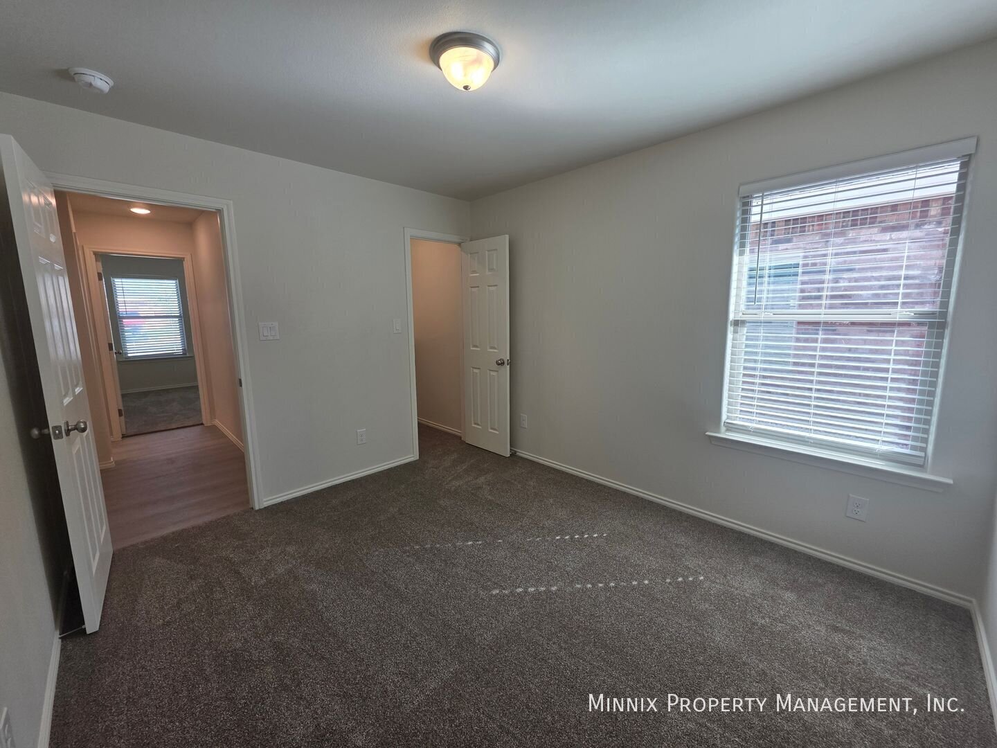 Building Photo - 1324 Hogback Wy