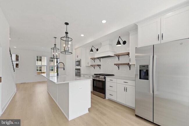 Building Photo - 9117 Crk Btm Ln