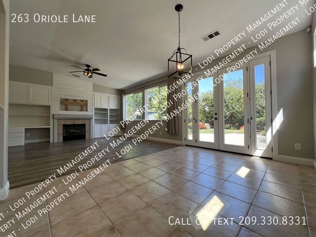 Building Photo - 263 Oriole Ln