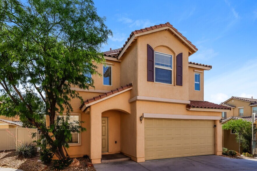 Building Photo - 5714 Old Colony Dr