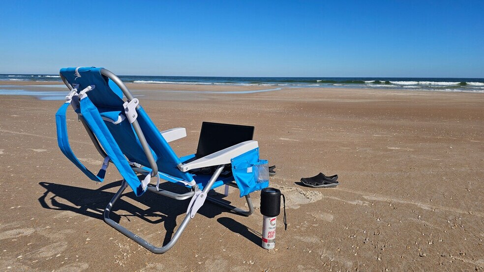 Building Photo - 4793 S Atlantic Ave