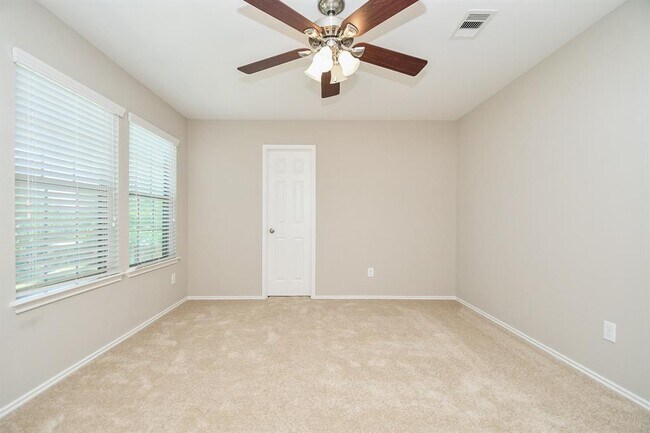 Building Photo - 1646 Perennial Ln