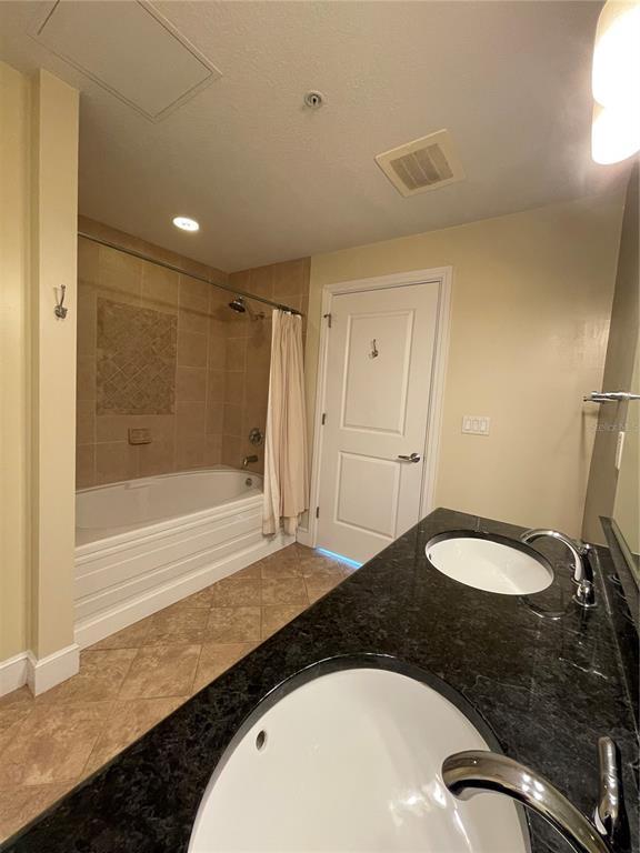 Building Photo - 101 S Eola Dr