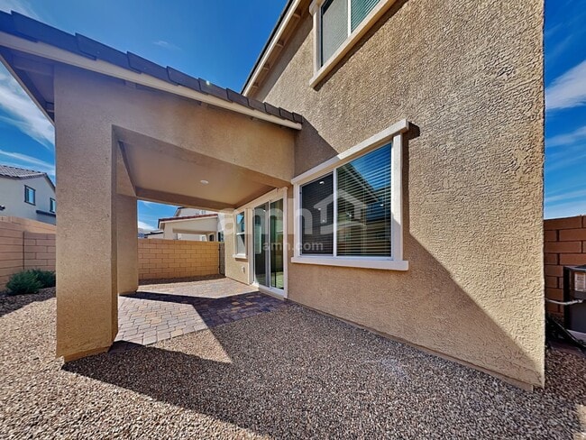 Building Photo - 8843 Brent Leaf Ave