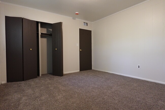 Building Photo - 9631 Pippin Rd