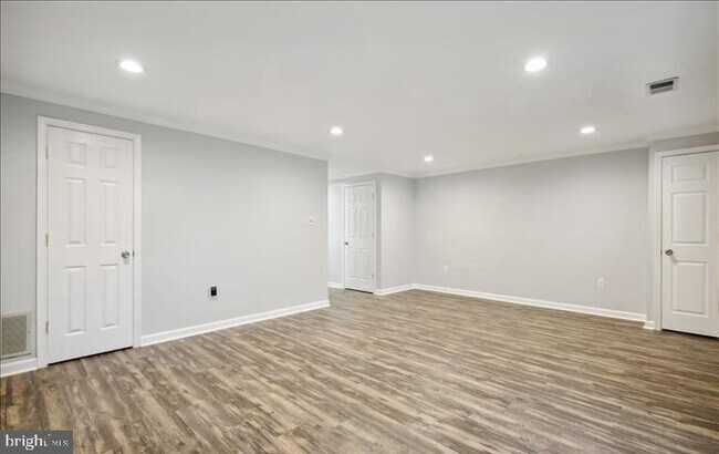 Building Photo - 3970 Burning Bush Ct