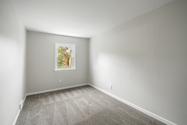 Building Photo - 61 Pennsylvania Ave