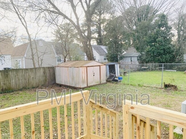 Building Photo - 3105 Brighton St