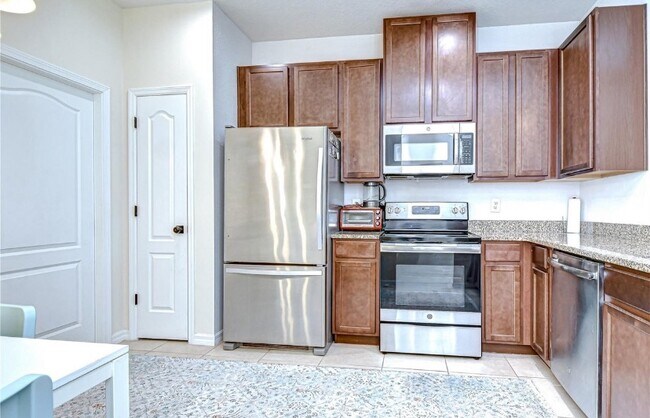 Building Photo - 10822 Verawood Dr