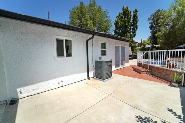 Building Photo - 4700 Topanga Canyon Blvd