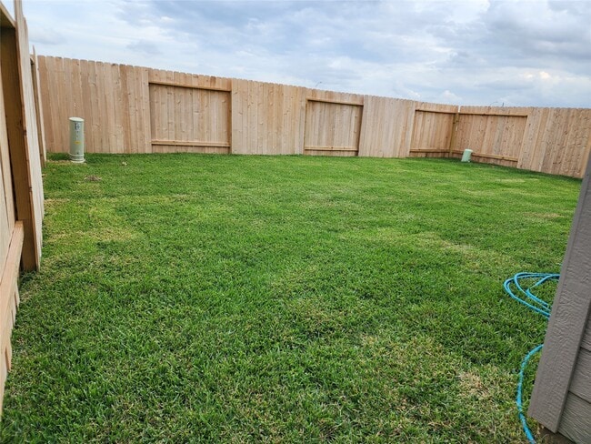 Building Photo - 21610 Cottonwood Mdws Trl