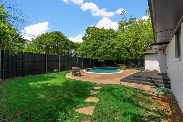 Building Photo - 7107 E Mockingbird Ln