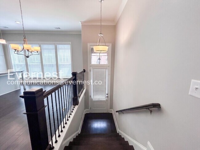Building Photo - Luxury Living at its Finest: Stunning 3-Bedroom Townhouse in Townsend at Lenox Park / No Pets All...