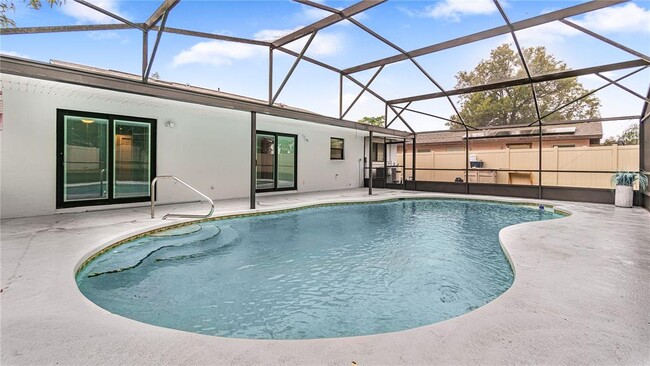 Building Photo - 5350 Arpana Dr
