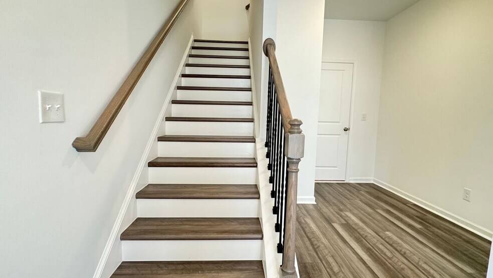 Building Photo - 55 Peeples Dr