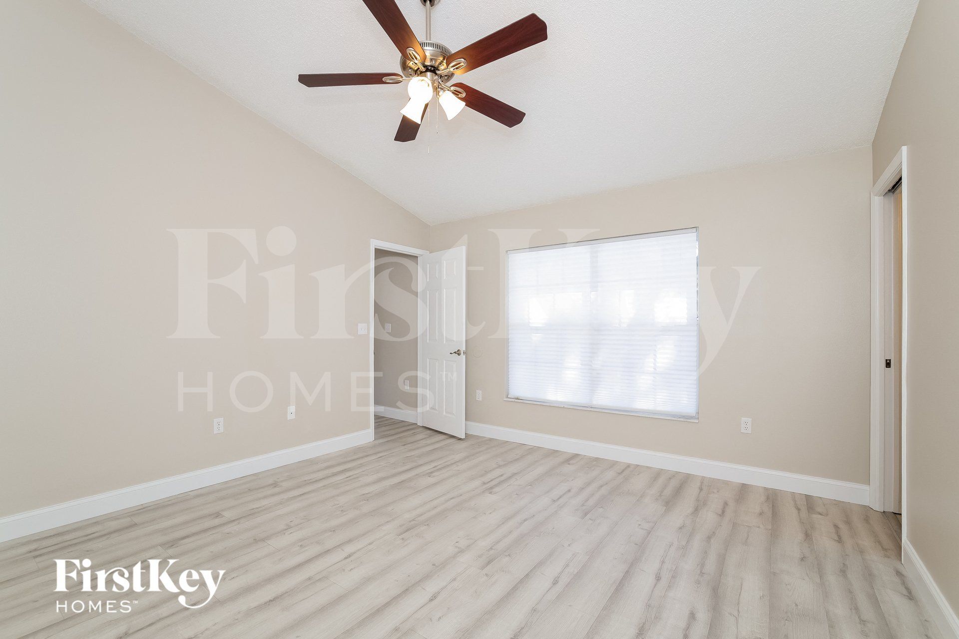 Building Photo - 429 Hanging Moss Rd