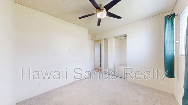 Building Photo - 98-1426 D Kaahumanu St Apt
