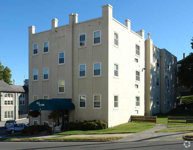 Elm Manor Apartments