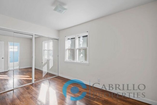 Building Photo - 4217 Meade Ave