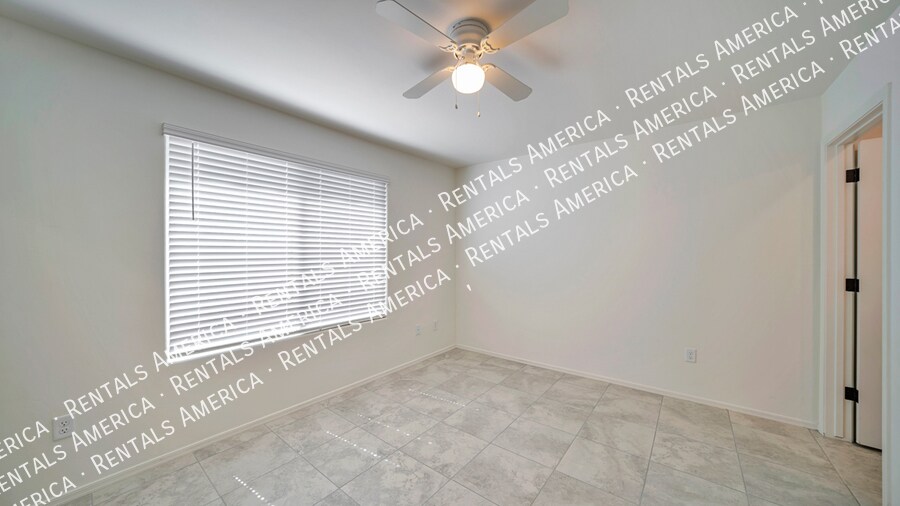 Building Photo - 8803 E Stone Meadow Cir