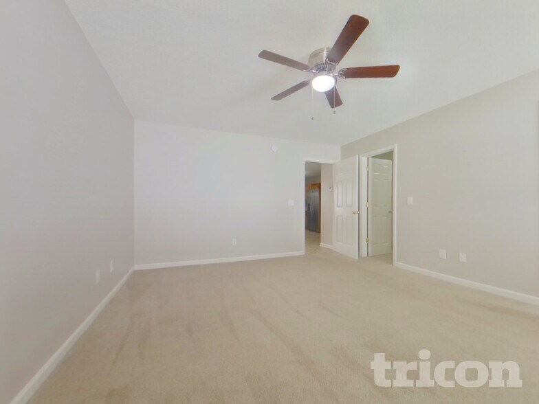 Building Photo - 109 Chatham Trace