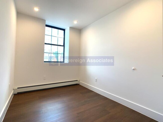 Building Photo - 2 bedroom in New York NY 10027