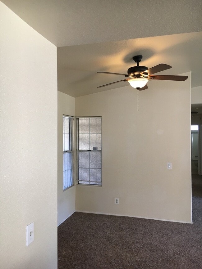 Building Photo - Westside location! Beautiful Single Story On Large Corner Lot
