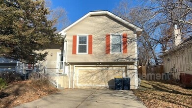 Building Photo - 8012 NW 79th Terrace