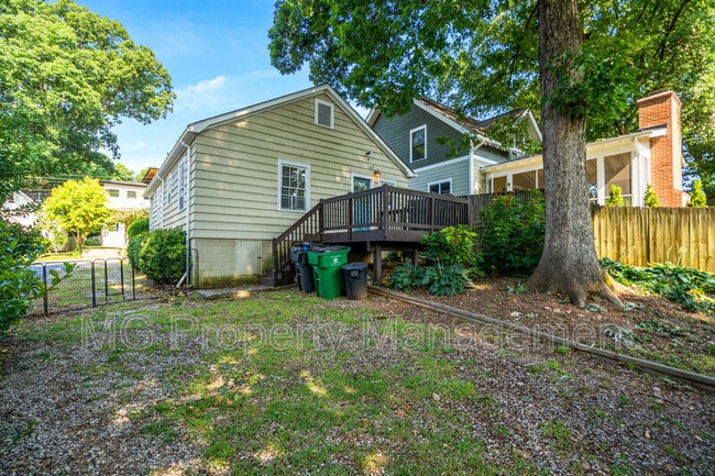 Building Photo - 1608 Onslow Dr