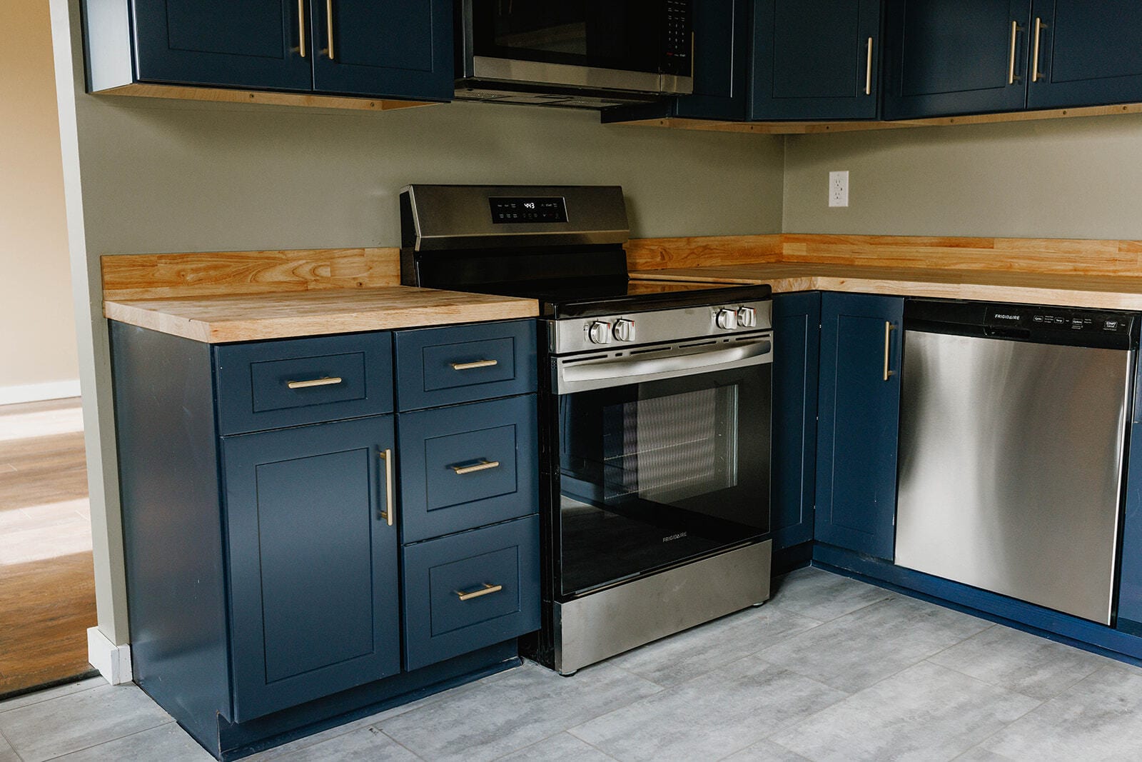 Building Photo - 503 Church St