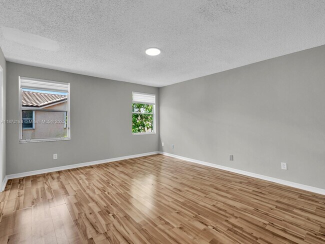 Building Photo - 18232 SW 5th St
