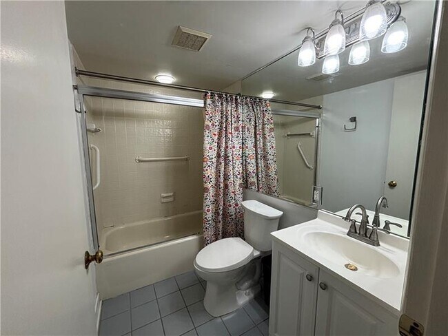 Building Photo - 1 Trimont Ln