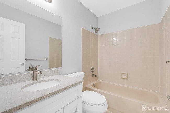 Building Photo - 267 Shady Oak Ct