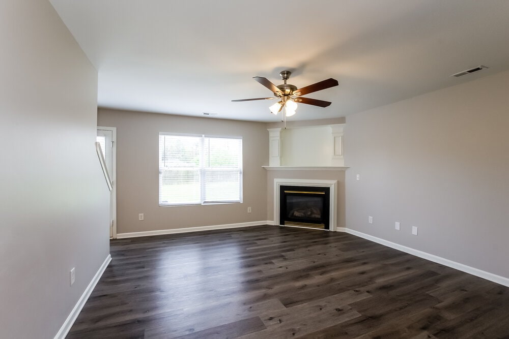 Building Photo - 717 Aberdeen Glen Pl