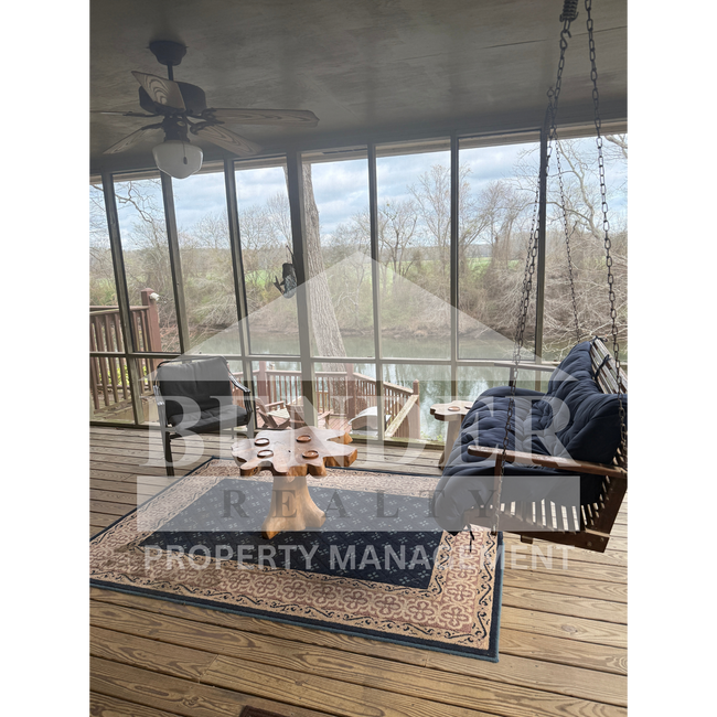 Building Photo - 178 McClary Dr