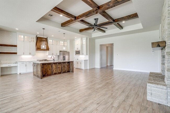 Building Photo - 1221 Crown Valley Dr