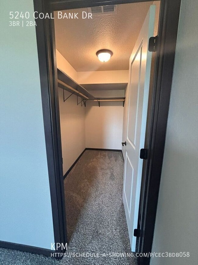 Building Photo - 5240 Coal Bank Dr