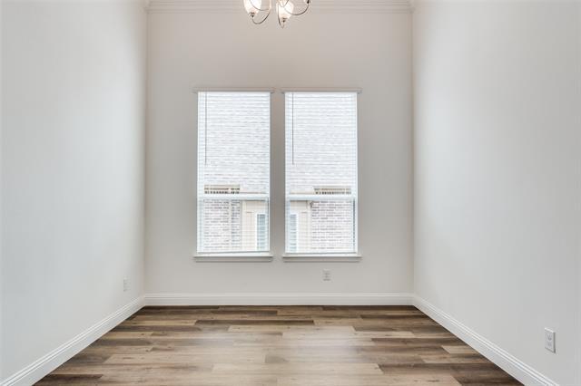 Building Photo - 513 Montrose Dr