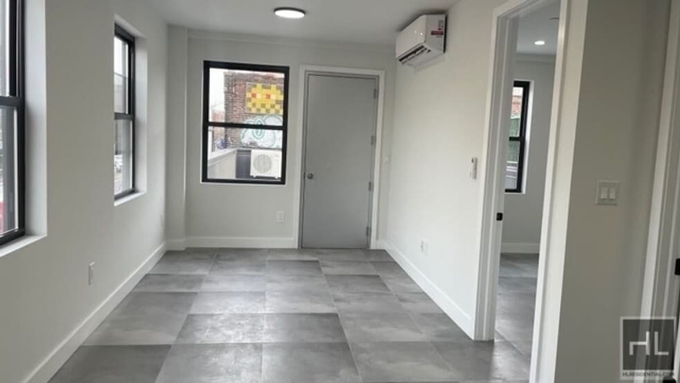 Building Photo - BRAND NEW CONSTRUCTED  MODERN  1 BEDROOM w...