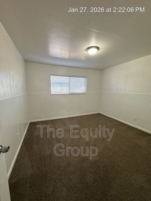 Building Photo - 810 S Court St