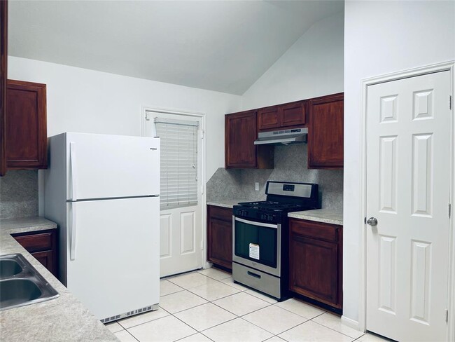 Building Photo - 7839 Dairy View Ln