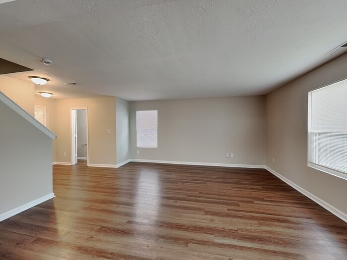 Building Photo - 1216 N Aberdeen Dr