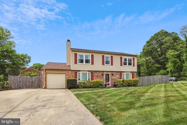 Building Photo - 4555 Lantern Pl