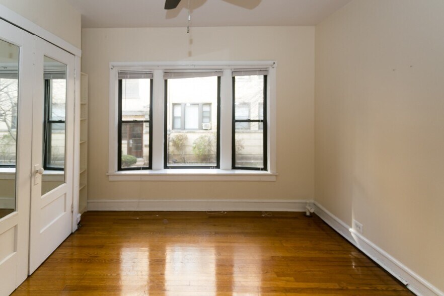 Building Photo - 3522 N Broadway