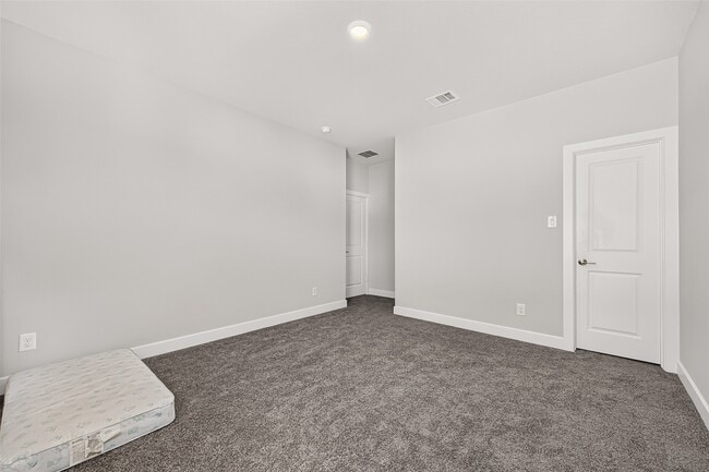 Building Photo - 21231 Aristad Ln