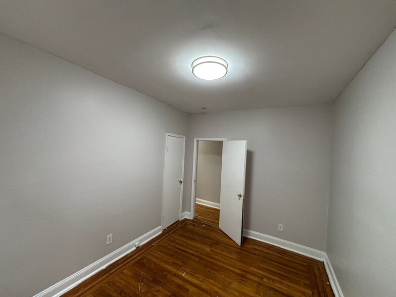 Building Photo - 5307 Palisade Ave