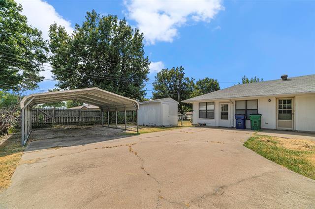 Building Photo - 3407 Tipps Dr