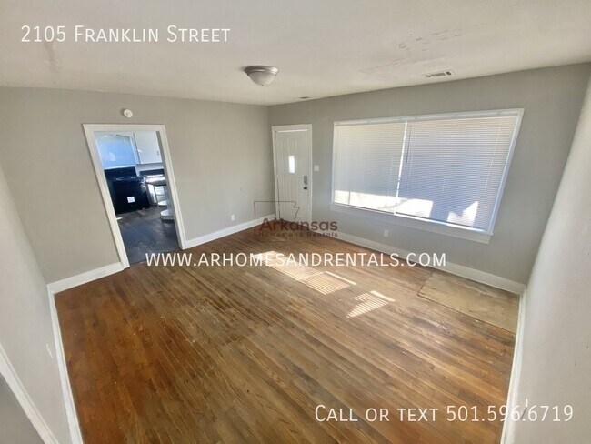 Building Photo - 2105 Franklin St