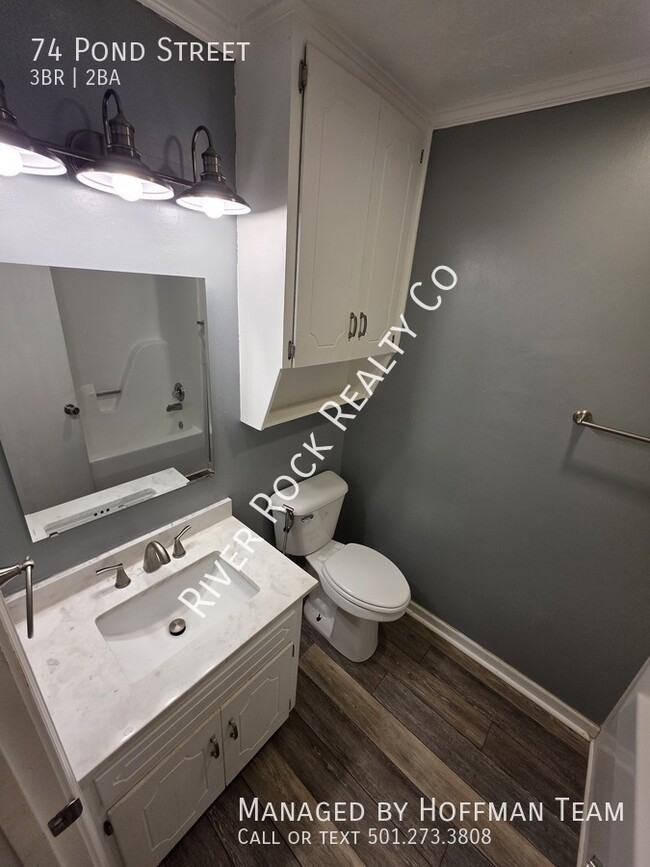 Building Photo - 74 Pond St